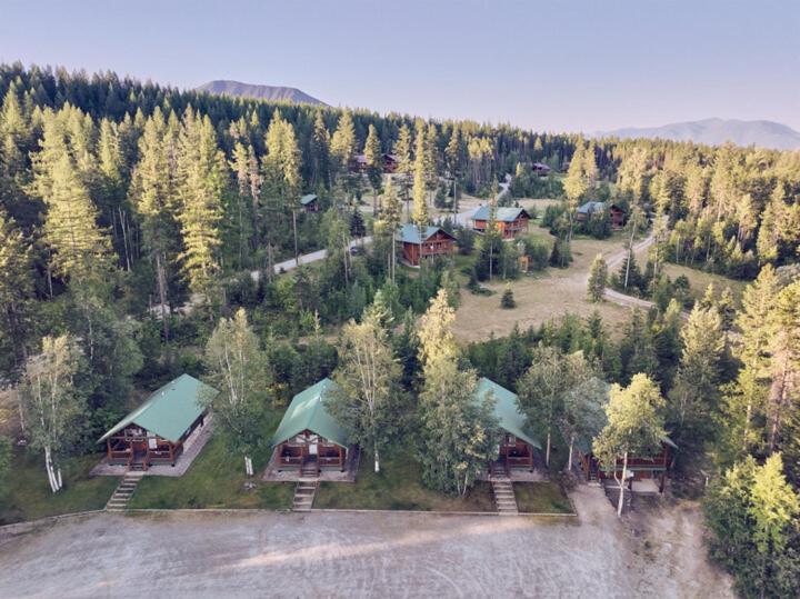Paddle Ridge Villa West Glacier Exteriör bild