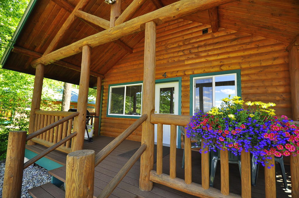 Paddle Ridge Villa West Glacier Rum bild