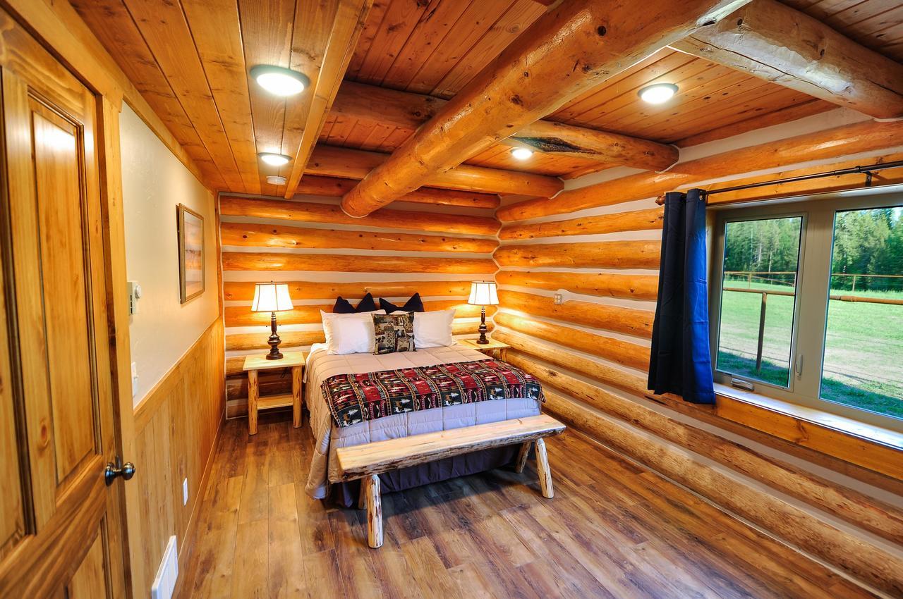 Paddle Ridge Villa West Glacier Exteriör bild